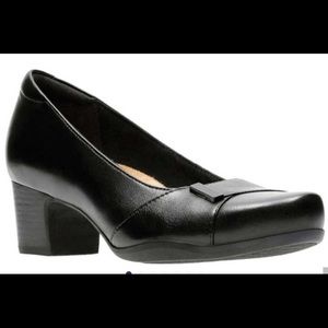 NIB CLARKS BLACK LEATHER ROSALYN BELLE PUMPS